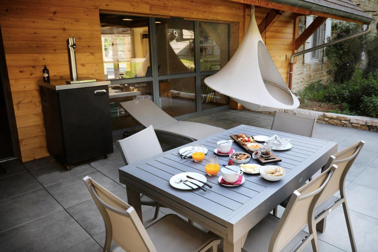 Maison D'Hotes & Spa La Scierie Сален-ле-Бан Екстериор снимка