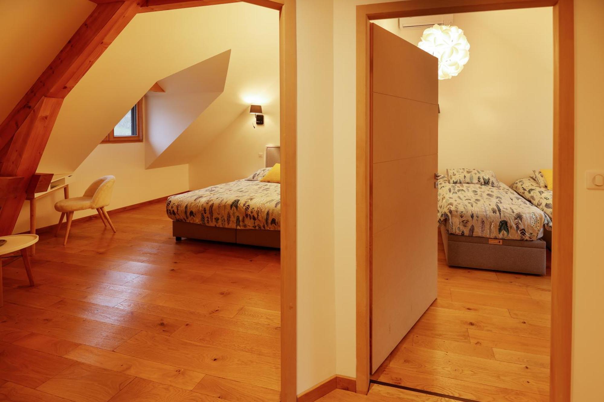 Maison D'Hotes & Spa La Scierie Сален-ле-Бан Екстериор снимка